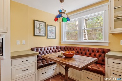 Step back in time with this beautifully preserved circa 1815 - photo 17