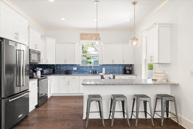 150K+ IN RENTAL! WOW! Built with both guests and owners in mind - photo 3