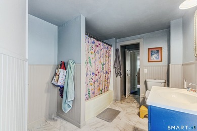 Step back in time with this beautifully preserved circa 1815 - photo 25
