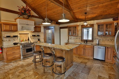 Welcome to 124 Blackhawk Trace a custom-built contractor owned - photo 10