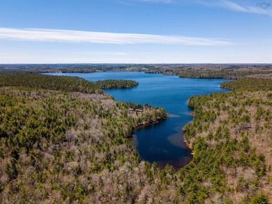 Experience the ultimate off-grid lifestyle where total privacy - photo 34