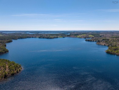 Experience the ultimate off-grid lifestyle where total privacy - photo 35