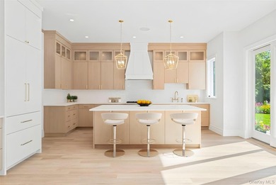Welcome to your brand-new Hamptons oasis, just completed and - photo 5