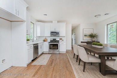 THIS IS A BRAND NEW DETACHED TWO FAMILY HOUSE. 2ND FLOOR HAS 3 - photo 3