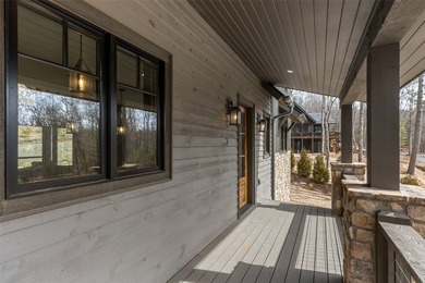 Located in the private and prestigious, 2,000 acre Chinquapin - photo 5