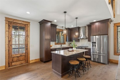 Located in the private and prestigious, 2,000 acre Chinquapin - photo 9