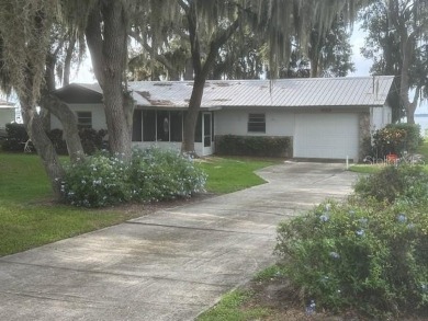 Lake Home For Sale in Frostproof, Florida