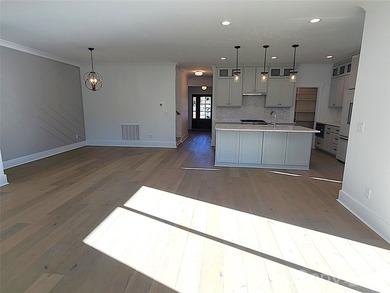 Another opportunity in Hutton Estate! This new construction home - photo 11
