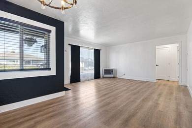JUST 2 BLOCKS FROM THE OCEAN! Welcome to 1046 Jaccard Street - photo 12