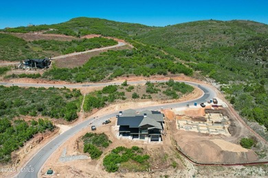 Welcome to Halo Crest. Approach a grand covered front patio - photo 12