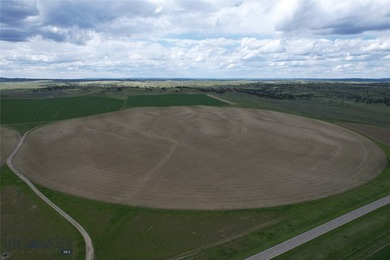 The Custer Legacy Ranch provides a rare combination to today's - photo 5