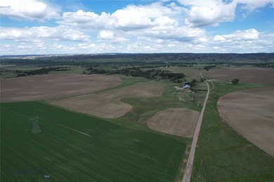 The Custer Legacy Ranch provides a rare combination to today's - photo 6