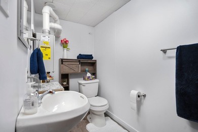 COMPETITIVELY PRICED TO SELL! This recently renovated, FULLY - photo 22