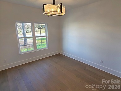 Another opportunity in Hutton Estate! This new construction home - photo 25