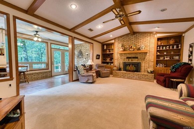 Well-maintained brick home situated on 3 acres outside the city - photo 6