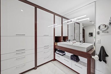 Enjoy sweeping golf course and lake views from this beautifully - photo 29