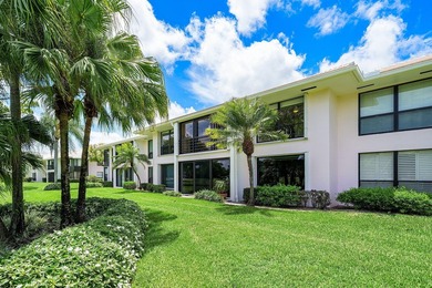 Enjoy sweeping golf course and lake views from this beautifully - photo 34