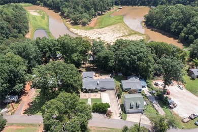 Fisherman's paradise! Waterfront residence situated on the - photo 3