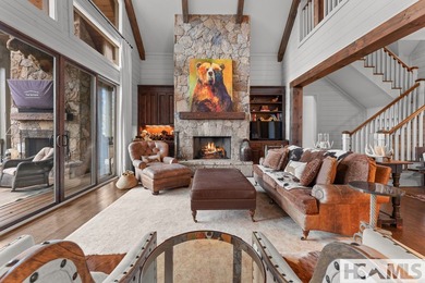 Exceptional private five-bedroom *Lodge Home* with expansive - photo 5