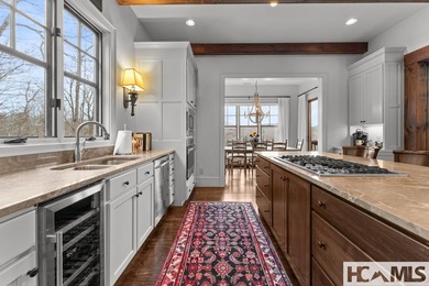 Exceptional private five-bedroom *Lodge Home* with expansive - photo 10
