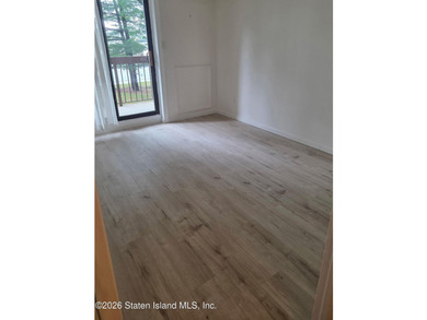 Welcome to this beautiful oversized Condo. Offering bright - photo 7