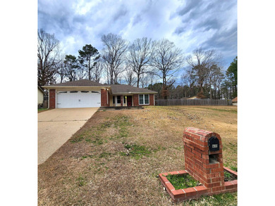 Redfield Lake Home For Sale in Redfield Arkansas