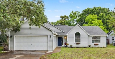 Welcome home to this gorgeous, light-filled 3-bedroom - photo 1
