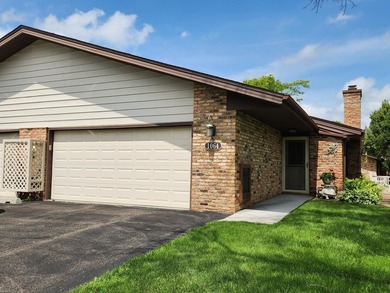 Welcome to Cimarron Ponds, and the Kingwood one-level townhome - photo 1