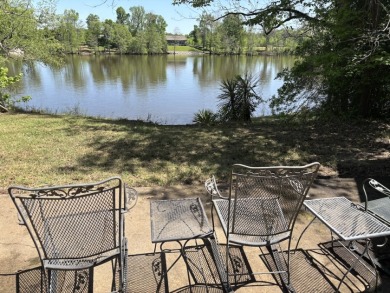 Fine Camp on 260' of Beautiful Bushley Bayou - photo 3