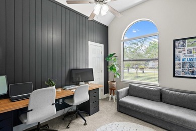 Welcome home to this gorgeous, light-filled 3-bedroom - photo 10