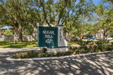 Lake Condo For Sale in Jacksonville, Florida