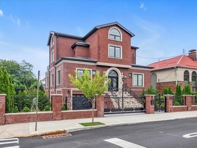 A rare opportunity to own a masterfully built custom residence - photo 4