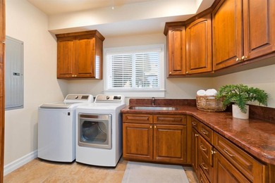 Perched above the Kona coast in the gated community of Bayview - photo 28