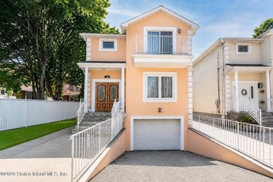 Welcome to this spacious and well-maintained two-family detached - photo 1