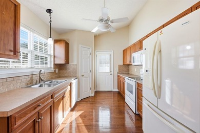 Welcome home to this beautifully updated 3-bedroom, 2-bath - photo 7