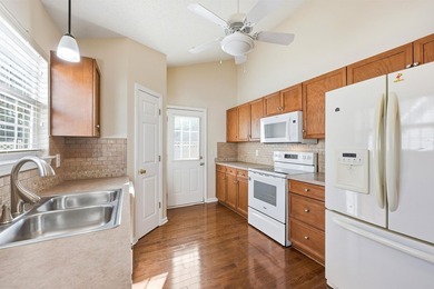 Welcome home to this beautifully updated 3-bedroom, 2-bath - photo 8