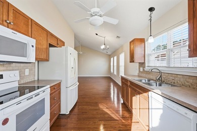 Welcome home to this beautifully updated 3-bedroom, 2-bath - photo 9