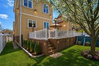 Welcome to this spacious and beautifully designed 1-family home - photo 3
