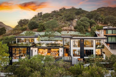 The Pinnacle Of Lake Sherwood Living. Poised above Lake Sherwood - photo 1