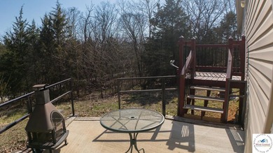This charming 1,350 sq ft manufactured home sits on a permanent - photo 5