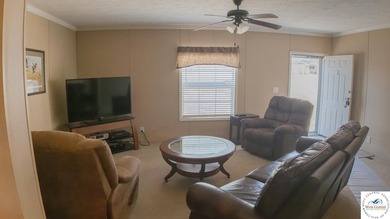 This charming 1,350 sq ft manufactured home sits on a permanent - photo 7