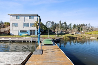 Located on the North end of Devils Lake in Lincoln City, this - photo 5