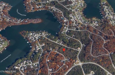 Lake Lot Sale Pending in Loudon, Tennessee