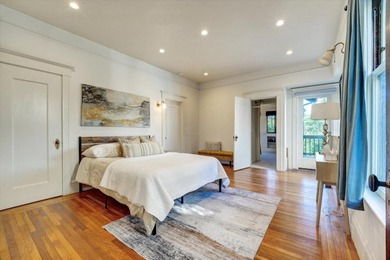 Nestled in a desirable Oakland neighborhood near Piedmont Avenue - photo 11