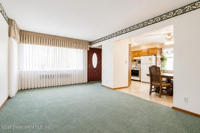 Welcome to 40 Minna Street! This spacious 2-family home features - photo 8