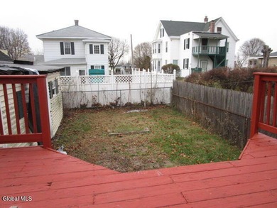 The charming Rensselaer Colonial features 3 spacious bedrooms, 1 - photo 20
