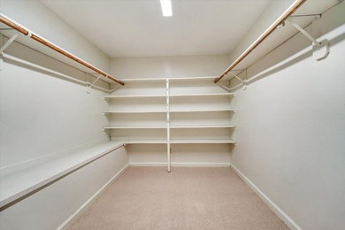Nestled in a desirable Oakland neighborhood near Piedmont Avenue - photo 20