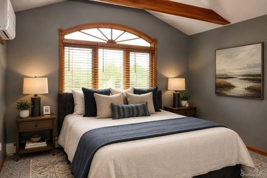 Welcome to this beautifully maintained 4-bedroom, 2-bath home - photo 9