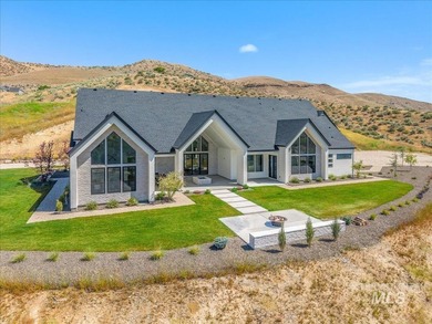 Experience refined country living in this stunning single-level - photo 44
