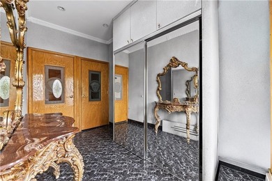 A rare opportunity to reimagine an exceptional detached - photo 8